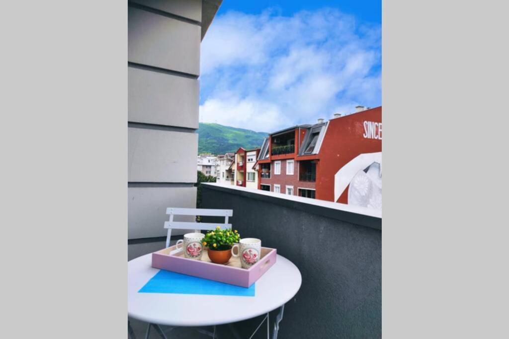 Centar One Apartmant Skopie Exterior foto